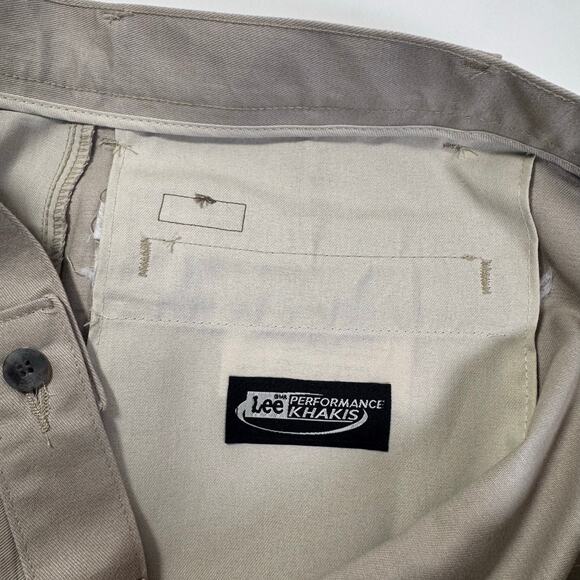 NWT LEE Performance Khakis Men's Double Pleated Pants Stain Resistant 42x30 - Picture 8 of 12